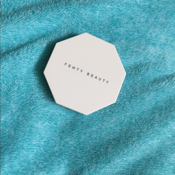 Fenty Beauty Other - Fenty beauty highlight Fenty Beauty Other - Fenty beauty highlight
